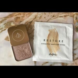 Maskcara Beauty Bend and Snap eyeshadow